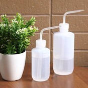 Pflanzen Spritze In Zwei Größen