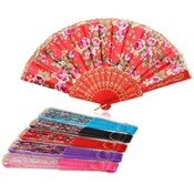 Festliche Bereich Mit Retro-Blumen-Druck