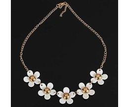 Mit Blumen-Halskette Für Frauen