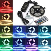 Wasserdichte RGB-LED-Streifen Mit 300 Bunte 5M