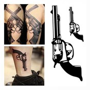 2 Wasserdichte Tattoo-Aufkleber Mit Gewehr