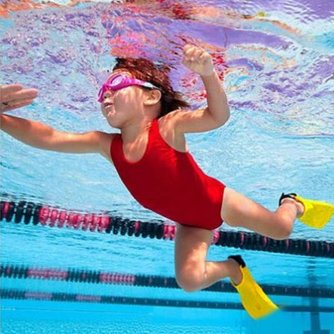 Flippers Schwimmen Für Ein Kind