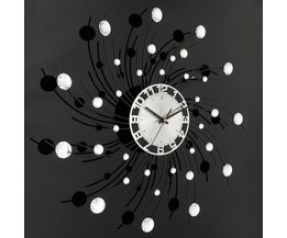 Schöne 3D Uhr Mit Rhein Steine