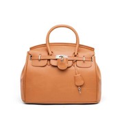 Damen Ledertasche In Verschiedenen Farben Damen Ledertasche In Verschiedenen Farben