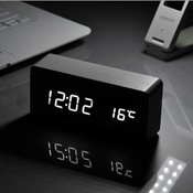 LED-Digital-Wecker Mit Holzrahmen LED-Digital-Wecker Mit Holzrahmen