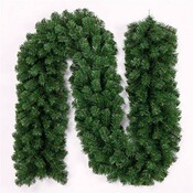Green Christmas Garlands 2,7 Meter Green Christmas Garlands 2,7 Meter