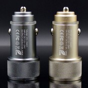 Universal-Ladegerät Für Auto