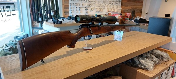 Weihrauch Weihrauch HW 60 J .22LR + Meopta MeoSport R 3-15x50 + Pard NV007