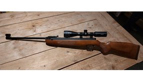 Weihrauch HW 50 S + Hawke richtkijker 3-9x40 - Occasion
