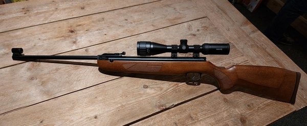 Weihrauch HW 50 S + Hawke scope 3-9x40 - Occasion