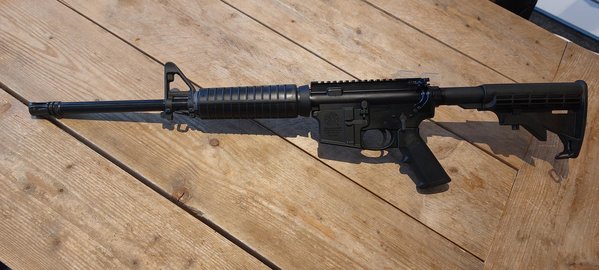 Smith & Wesson Smith & Wesson M&P 15 .223 Rem - Occasion Smith & Wesson Smith & Wesson M&P 15 .223 Rem - Occasion