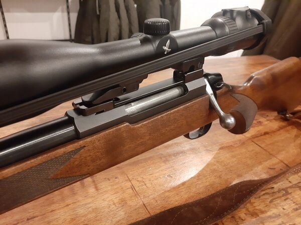 Tikka Tikka M690 7x64 Linkshandig Kogelgeweer - Occasion
