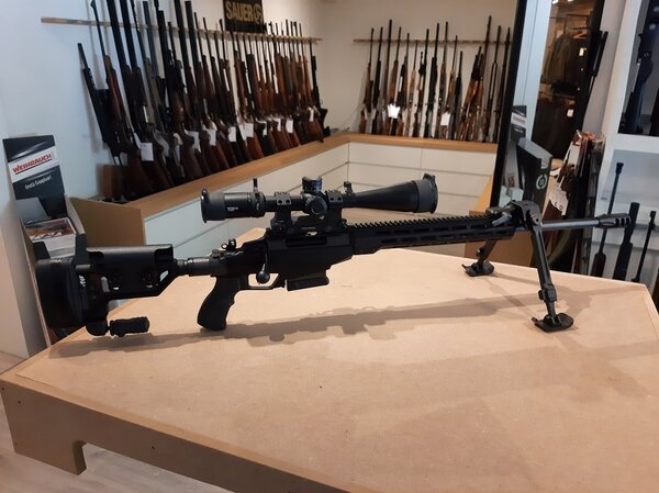 Tikka Tikka T3x Tac A1 6,5 Creedmoor met Vortex richtkijker en andere accessoires Tikka Tikka T3x Tac A1 6,5 Creedmoor met Vortex richtkijker en andere accessoires