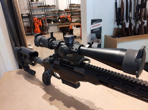 Tikka Tikka T3x Tac A1 6,5 Creedmoor met Vortex richtkijker en andere accessoires Tikka Tikka T3x Tac A1 6,5 Creedmoor met Vortex richtkijker en andere accessoires