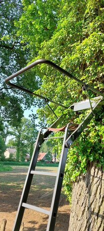 Lichtgewicht aanzitladder met zit Lichtgewicht aanzitladder met zit