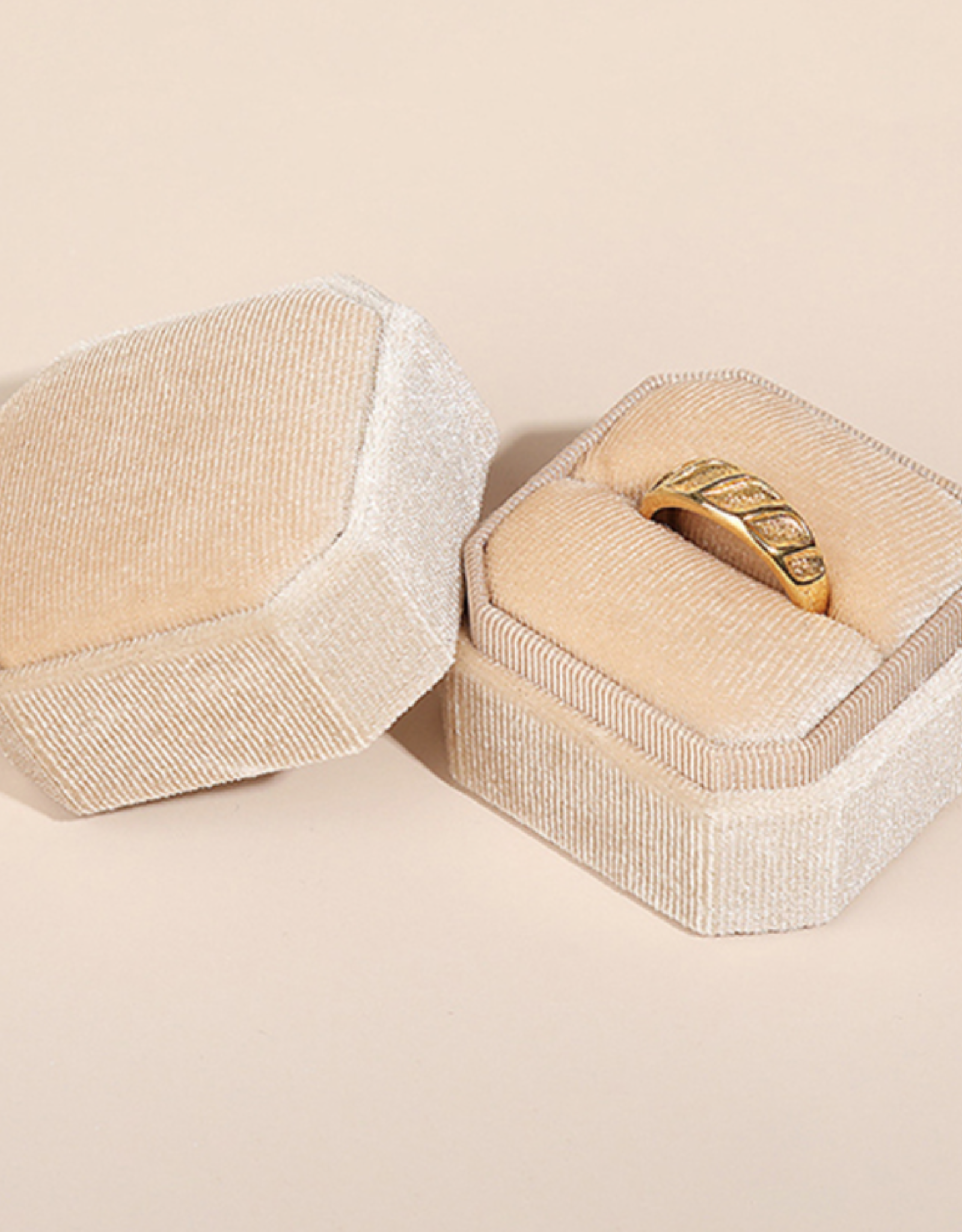 Ring Box