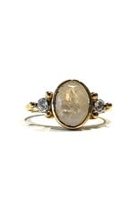 Bo Gold Ring - Gold - Moonstone - Diamond