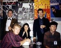 10,000 Maniacs ( Ten Thousand Maniacs )