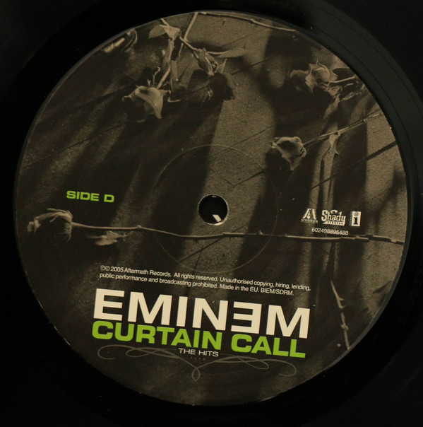 Eminem curtain call. Виниловая пластинка Eminem. Eminem пластинка винил Curtain Call. Eminem Curtain Call 2 Vinyl. Curtain Call Эминем.