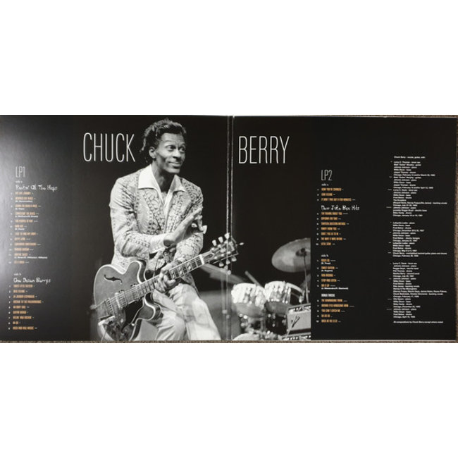 Chuck Berry 3 Original Albums (Rockin at the Hops/One Dezen Berrys/New Juke Box Hits )  (  colour vinyl 2LP )