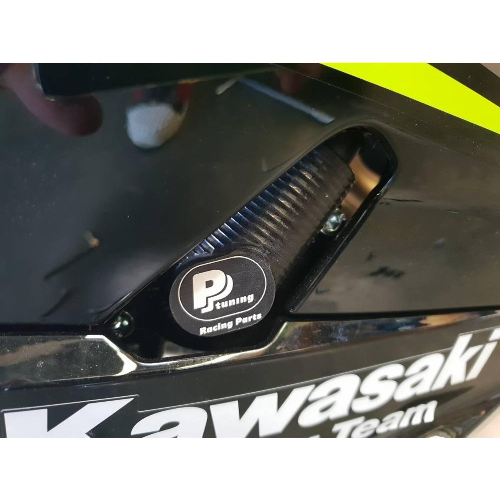 PP Tuning ALUMINIUM ALLOY water pump cover Kawasaki Ninja 400 (2018 - ) and Kawasaki Z400 (2019 - 2023) – art.nr. C1013