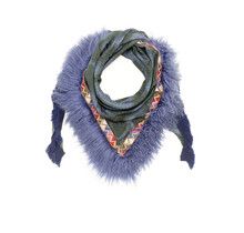 Bufanda original de Izuskan con tibet.