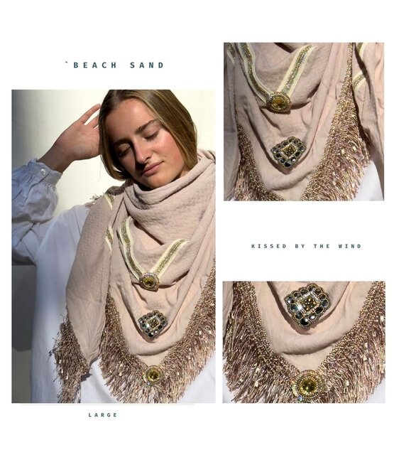 Izuskan scarf  model Large original Izuskan scarf  model Large original