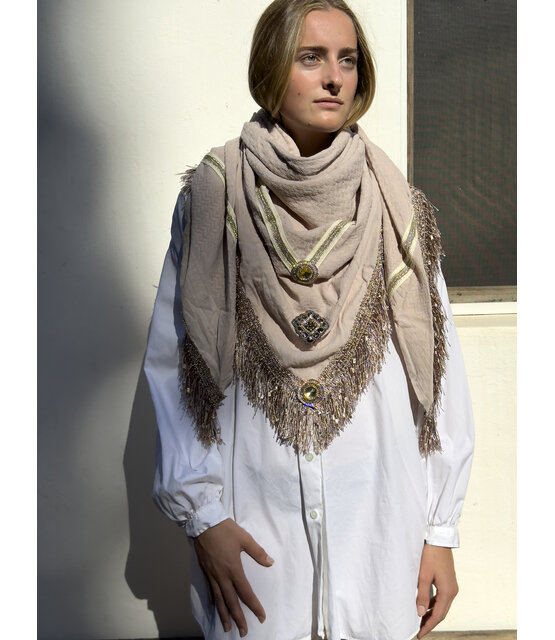 Izuskan scarf  model Large original Izuskan scarf  model Large original