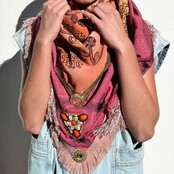 Schal Limitierter, Modell Madame de Rosa