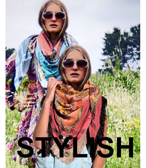 Pañuelo Izuskan modelo Madame de Rosa