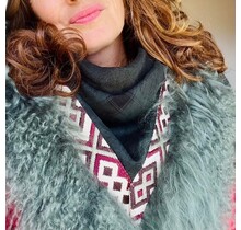 Izuskan  original  scarf  with Tibet
