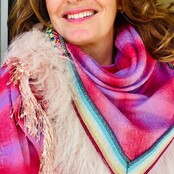 Izuskan  original Large   scarf  with tibet