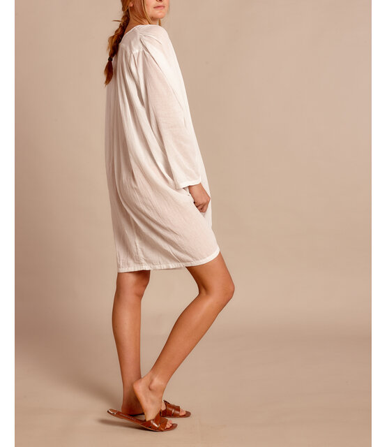 Kurzes Kleid Suzi white Kurzes Kleid Suzi white