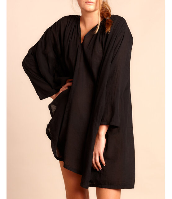 Vestido Corto Suzi Negro Vestido Corto Suzi Negro