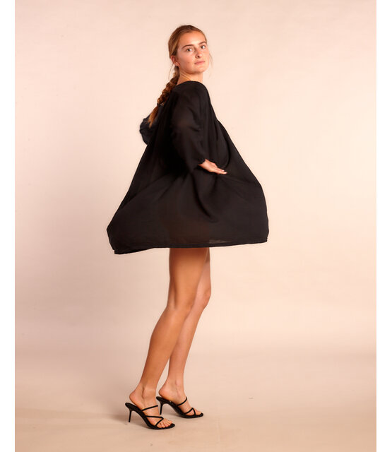 Vestido Corto Suzi Negro Vestido Corto Suzi Negro