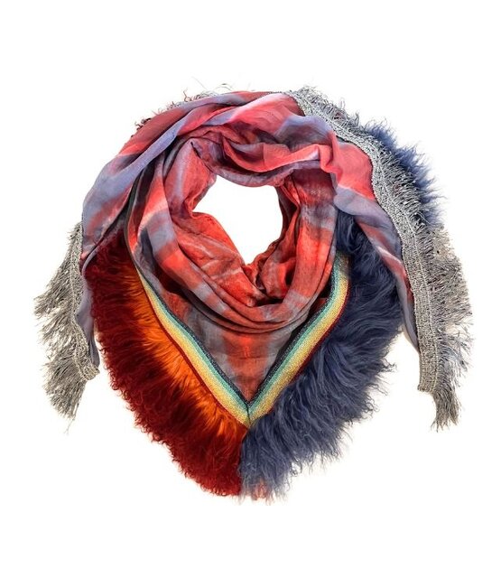 Izuskan  original  scarf  with Tibet