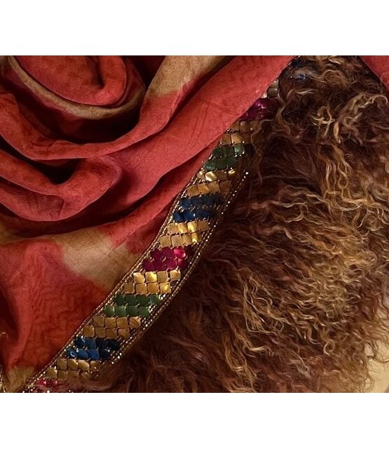 Izuskan  original  scarf  with Tibet