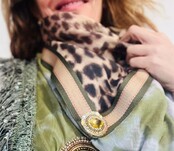 Scarf  limited edition model Leopard