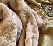 Pañuelo Izuskan modelo Madame de Rosa