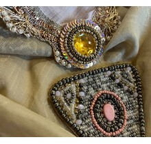 Izuskan sjaal model Madame de Rosa