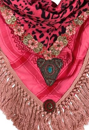 Limited scarf Leopard