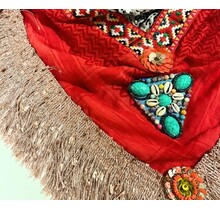 Pañuelo Izuskan modelo Madame de Rosa