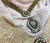 Pañuelo Izuskan modelo Madam de  Rosa