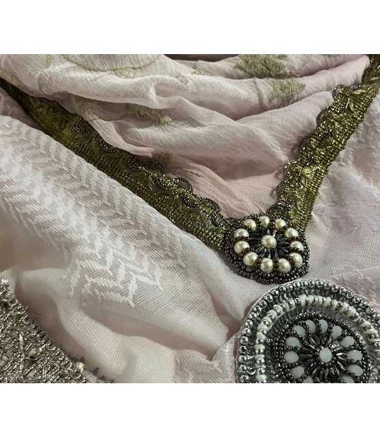 Pañuelo Izuskan modelo Madame de Rosa