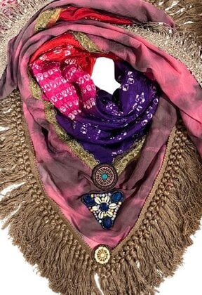 Izuskan Sari LIMITED