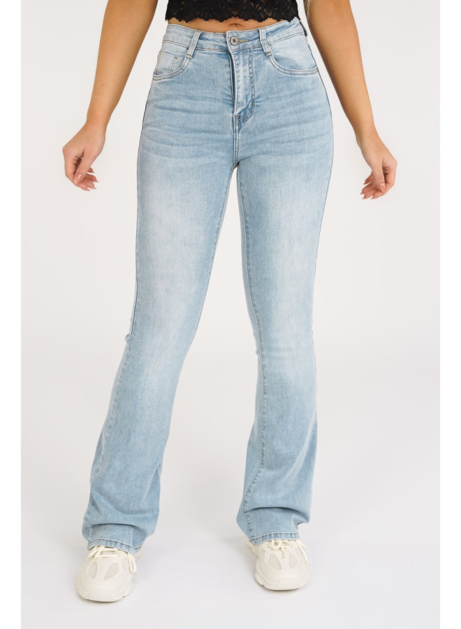 Jeans flared met mid waist model en stretch