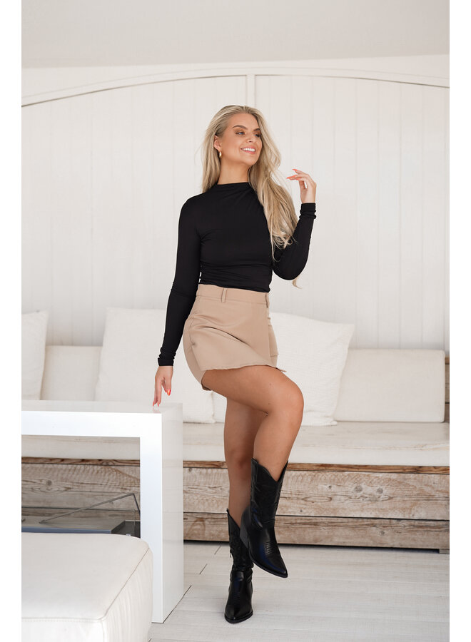 Taupe skort met overslag