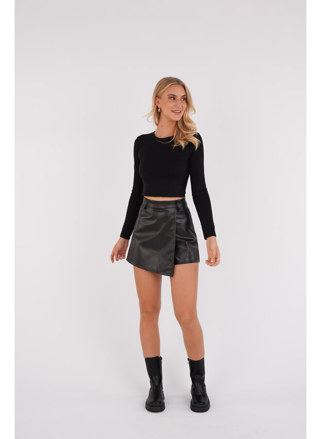 Leatherlook skort zwart