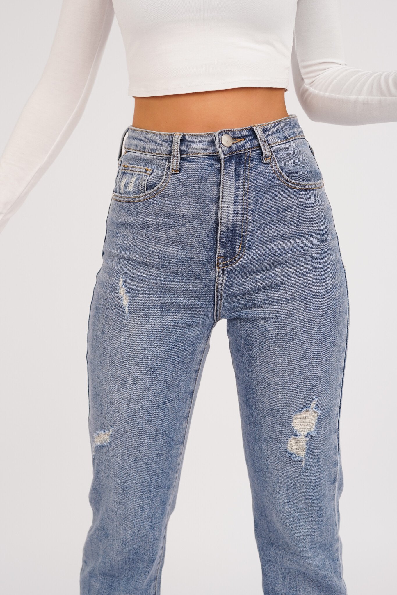 Straight leg jeans destroyed details blauw