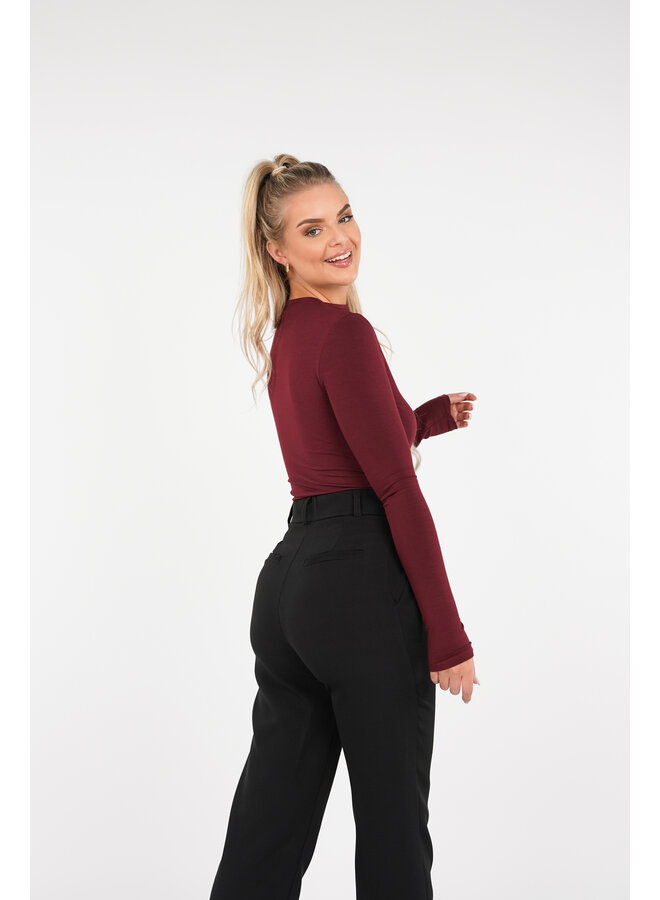 Body met halterkraag gevoerd bordeaux rood